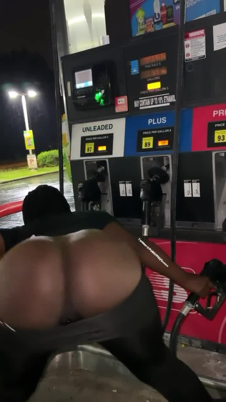 Big ass thot loves to go public - Porn - EroMe