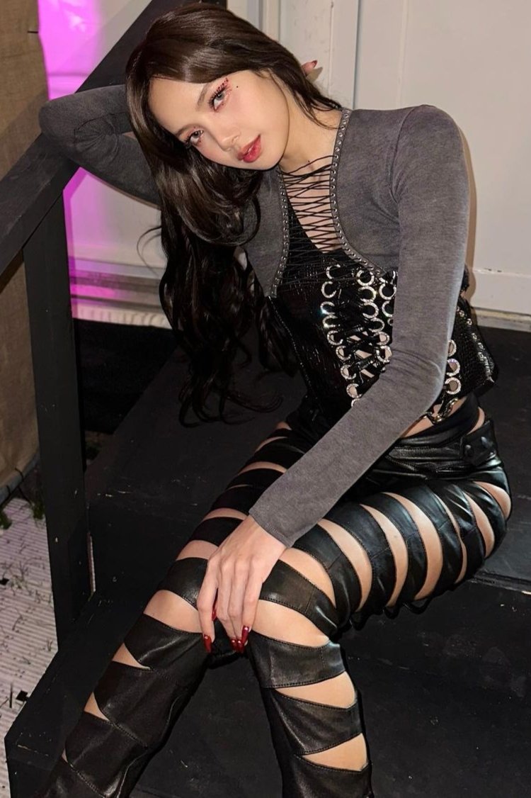 Lisa Blackpink S2 #SDZbGFua