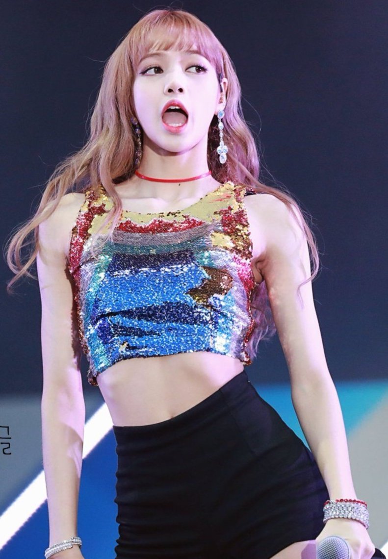 Lisa Blackpink S2 #sHvIftWw