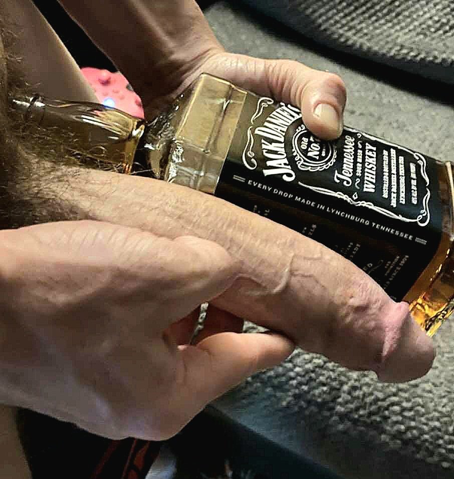Michigan 🍆🍆 (From wife's Reddit DMs) #g3DeCzmG