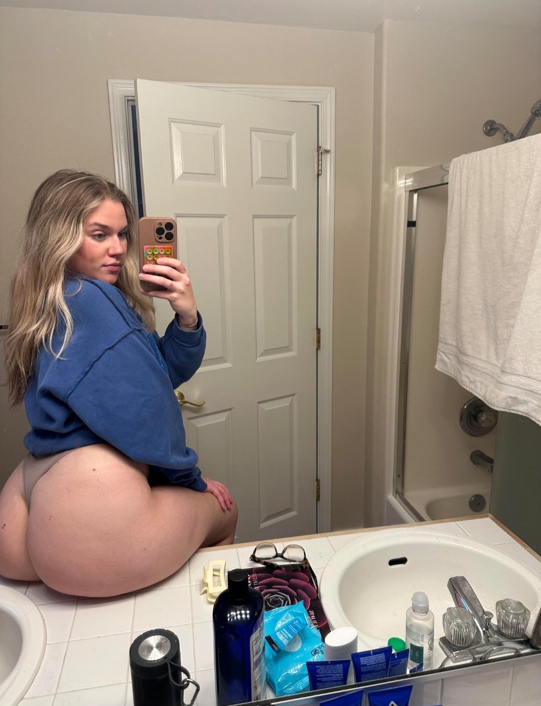 Random sluts #zdIBJ6aO