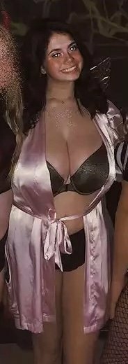 Texas State freshman encourages girls to flash their titties like she did on camera #on2NOAPf