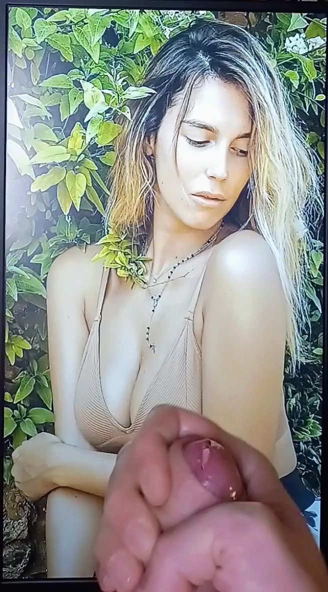 Extra gorgeous🇮🇹blond B. C. deserves an unbelievable 3 combo tribs!🐂💦♎🎂💖🤩 Cumtribute #Eef6EeJp