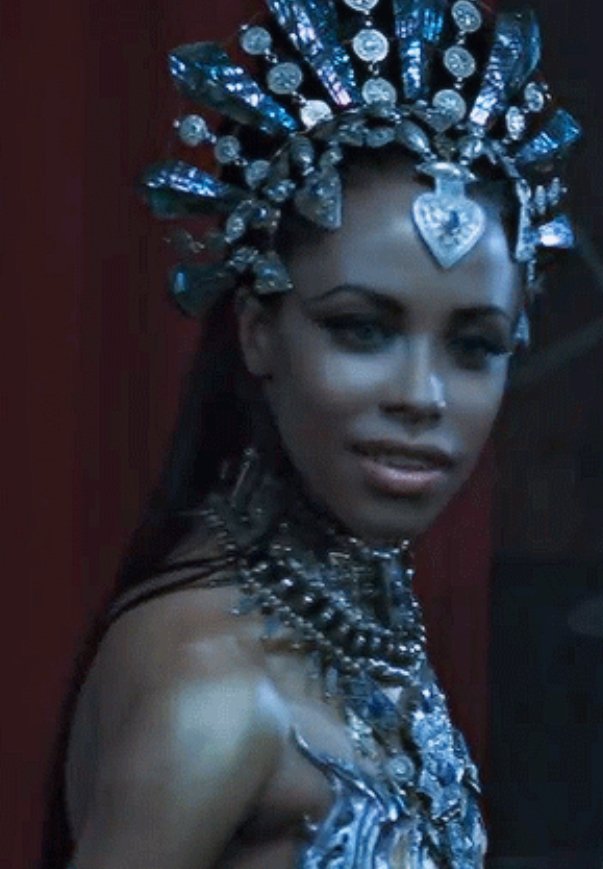 Vampire Aaliyah #d8PkIfge