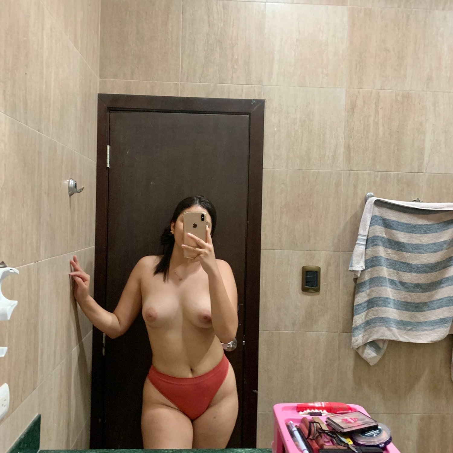 Julieth Ramón puta ecuatoriana #djDBNkHr